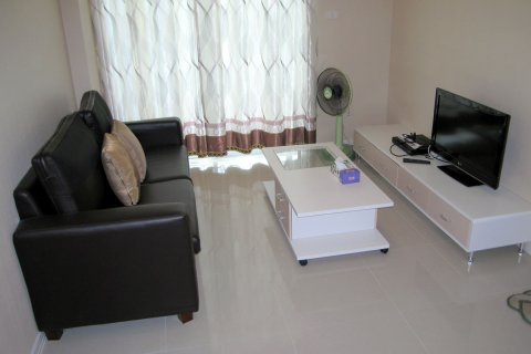 Condominio de 1 dormitorio en Pattaya, Tailandia № 204493 - foto 2