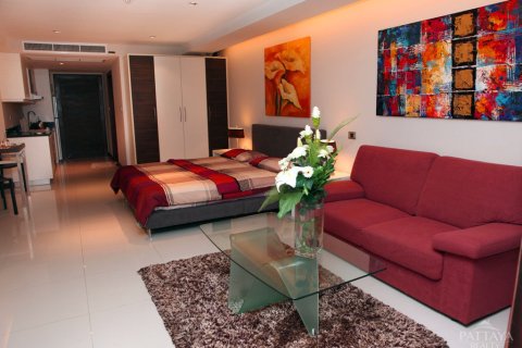 Studio dans le Condo à Pattaya, Thaïlande  № 204491