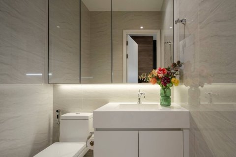 Condominio de 2 dormitorios en Bangkok, Tailandia № 180837 - foto 10