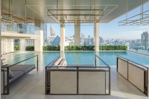 Ático de 2 dormitorios en Bangkok, Tailandia № 180835 - foto 25