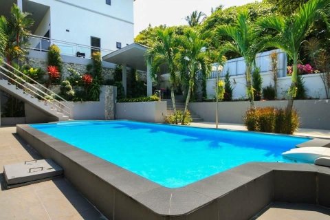 Chalet de 5 dormitorios en Phuket, Tailandia № 151791