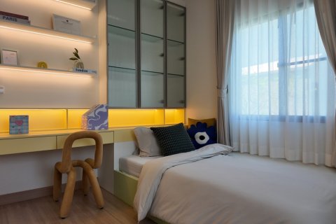 Chalet de 4 dormitorios en Pattaya, Tailandia № 167112 - foto 21