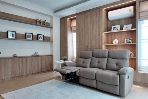 Villa in Pattaya, Thailand 4 Schlafzimmer № 167111 - Foto 9