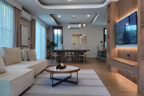 Villa in Pattaya, Thailand 4 Schlafzimmer № 167111 - Foto 3