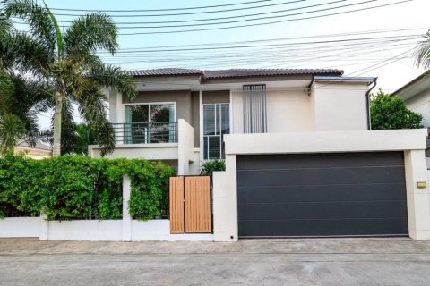 Casa de 2 dormitorios en Pattaya, Tailandia № 162889