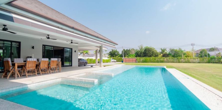Chalet de 3 dormitorios en Pran Buri, Tailandia № 162888