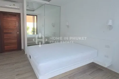 Casa de 3 dormitorios en Chalong, Tailandia № 133586 - foto 17