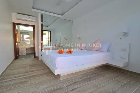 Casa de 3 dormitorios en Chalong, Tailandia № 133586 - foto 12