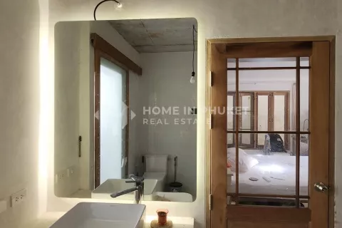 House in Chalong, Thailand 4 bedrooms № 133588 - photo 13