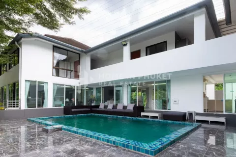 Local comercial 1 m2 en Phuket, Tailandia № 133587