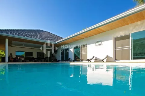 Casa de 4 dormitorios en Rawai, Tailandia № 133589