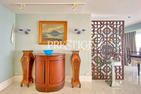 Condo in Pattaya, Thailand, 3 bedrooms  № 198673 - photo 6