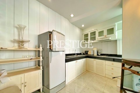 Condo in Pattaya, Thailand, 3 bedrooms  № 198673 - photo 8