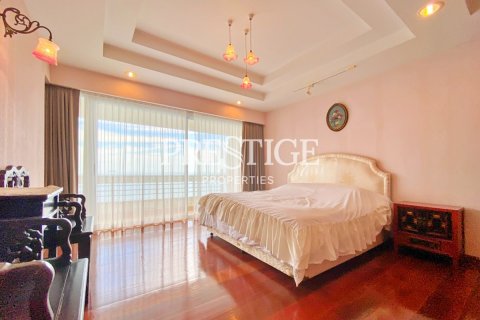 Condo in Pattaya, Thailand, 3 bedrooms  № 198673 - photo 9
