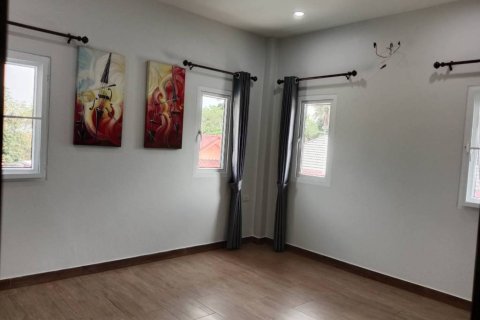 Casa de 4 dormitorios en Pattaya, Tailandia № 172931 - foto 8