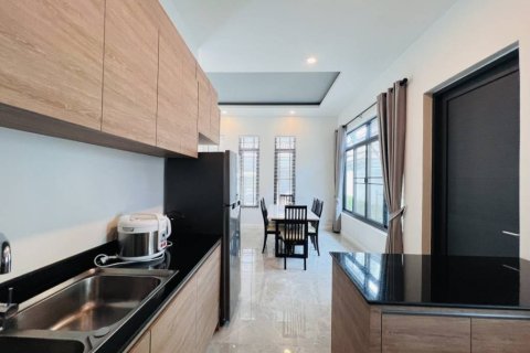 Chalet de 3 dormitorios en Cha-am, Tailandia № 172927 - foto 6