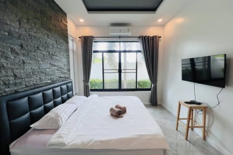 Chalet de 3 dormitorios en Cha-am, Tailandia № 172927 - foto 10