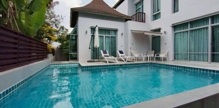 Chalet de 3 dormitorios en Sattahip, Tailandia № 172929