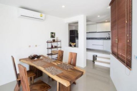 Chalet de 5 dormitorios en Ko Samui, Tailandia № 202918 - foto 4