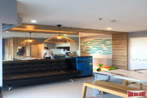 Apartamento de 2 dormitorios en Jomtien Beach, Pattaya, Tailandia № 202915 - foto 3