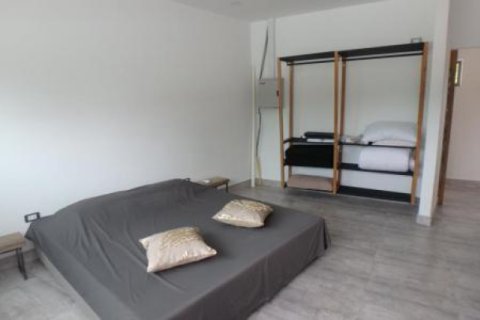 Chalet de 3 dormitorios en Surat Thani, Tailandia № 202912 - foto 4