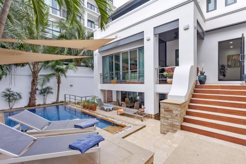 Studio on Jomtien Beach, Pattaya, Thailand № 177839 - photo 4