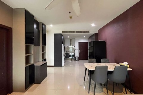 Condominio de 2 dormitorios en Watthana, Bangkok, Tailandia № 74406 - foto 3