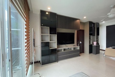 Condominio de 2 dormitorios en Watthana, Bangkok, Tailandia № 74406 - foto 5