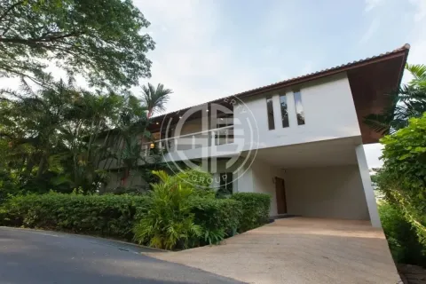 Chalet de 3 dormitorios en Kata, Tailandia № 190797 - foto 13