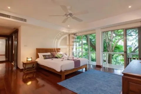 Chalet de 3 dormitorios en Kata, Tailandia № 190797 - foto 6