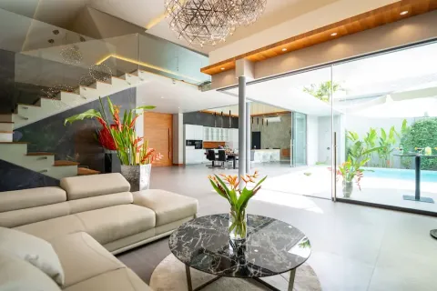 Chalet de 3 dormitorios en Phuket, Tailandia № 190798 - foto 8