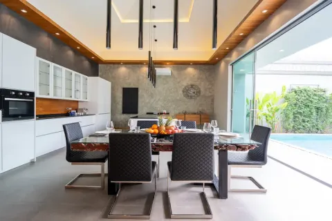 Chalet de 3 dormitorios en Phuket, Tailandia № 190798 - foto 25