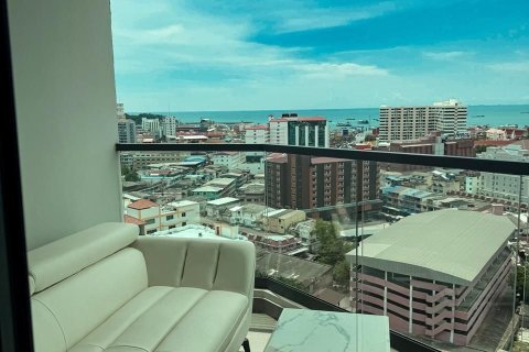 Condominio de 2 dormitorios en Pattaya, Tailandia № 173828 - foto 3