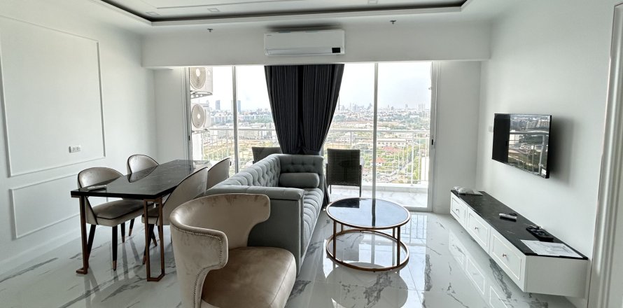 Condo in Pattaya, Thailand, 2 bedrooms  № 156020