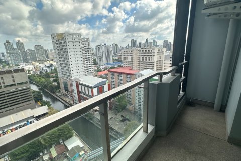 Condominio de 2 dormitorios en Watthana, Bangkok, Tailandia № 200895 - foto 4