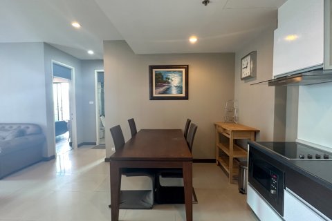 Condominio de 2 dormitorios en Watthana, Bangkok, Tailandia № 200895 - foto 7