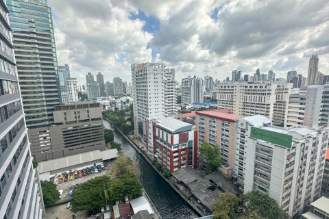 Condominio de 2 dormitorios en Watthana, Bangkok, Tailandia № 200895 - foto 17