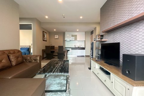 Condominio de 2 dormitorios en Watthana, Bangkok, Tailandia № 200895 - foto 10