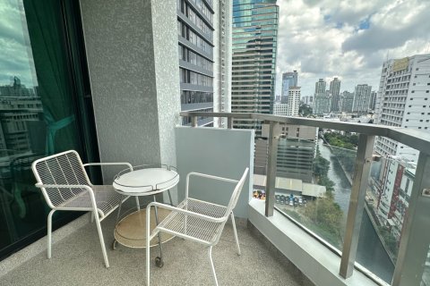 Condominio de 2 dormitorios en Watthana, Bangkok, Tailandia № 200895 - foto 2