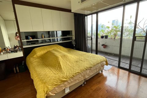 Condominio de 3 dormitorios en Watthana, Bangkok, Tailandia № 200896 - foto 9