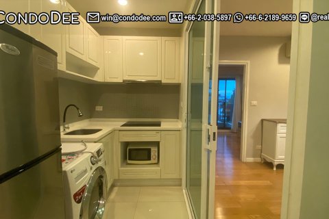 Condominio de 2 dormitorios en Watthana, Bangkok, Tailandia № 200855 - foto 2