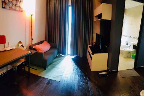 Condominio de 1 dormitorio en Ratchathewi, Bangkok, Tailandia № 48133 - foto 2