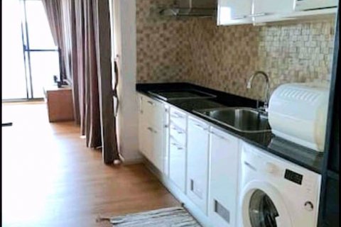 Eigentumswohnung in Watthana, Bangkok, Thailand, 2 Schlafzimmer № 48134 - Foto 3