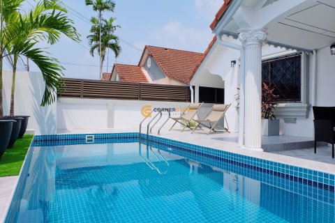 Estudio en Pattaya, Tailandia № 144227 - foto 2