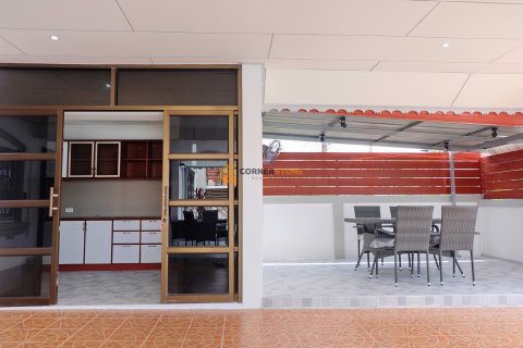 Estudio en Pattaya, Tailandia № 144227 - foto 20