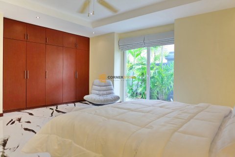 Estudio en Pattaya, Tailandia № 144228 - foto 30