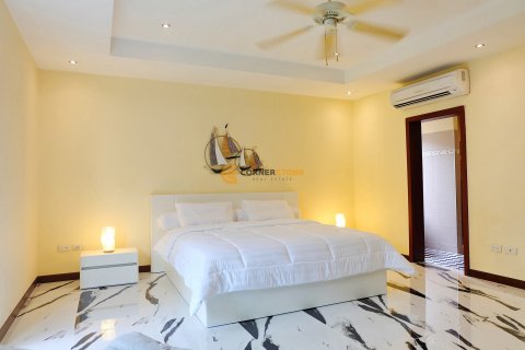 Estudio en Pattaya, Tailandia № 144228 - foto 29