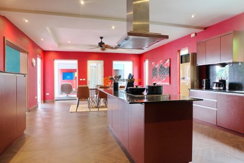 Estudio en Pattaya, Tailandia № 144228 - foto 18