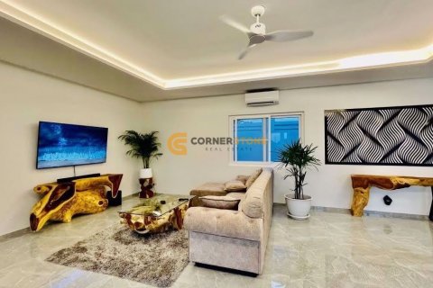 Estudio en Pattaya, Tailandia № 144230 - foto 6