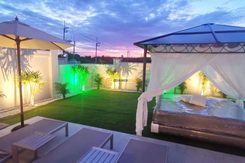 Estudio en Pattaya, Tailandia № 144230 - foto 15